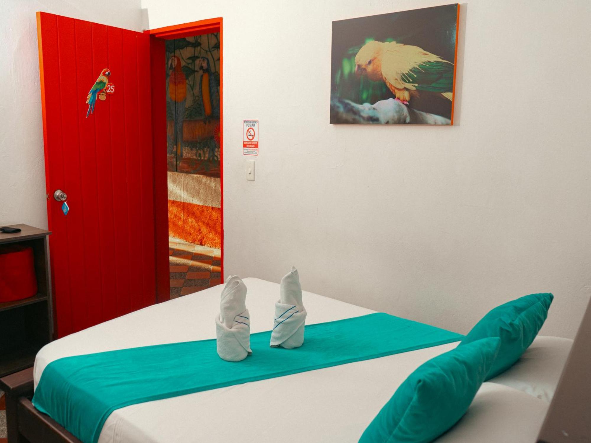 Hotel Acuarela Del Rio Санта-Фе-де-Антьокия Экстерьер фото